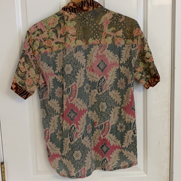 Unique patchwork Hawaiian shirt - Picture 3 of 3
